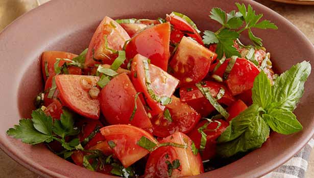 201612081020270363 Tasty nutritious tomato salad SECVPF