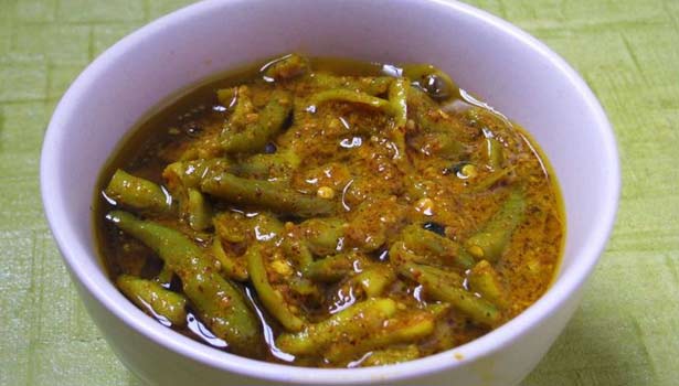 201703170859129403 green chili curry recipe SECVPF