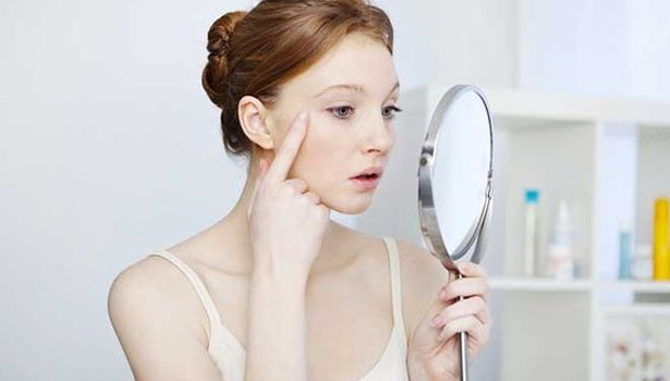 201704061213186634 common beauty problems that women face SECVPF 1