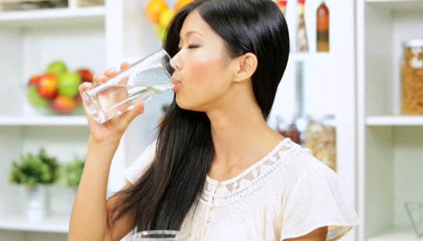 201704251422199252 Drink more water during menstrual periods SECVPF