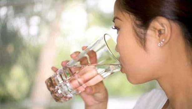 Drinking too much water life is in danger new