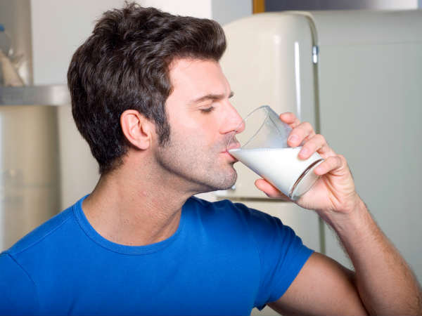 20 1429505187 9 drinking milk